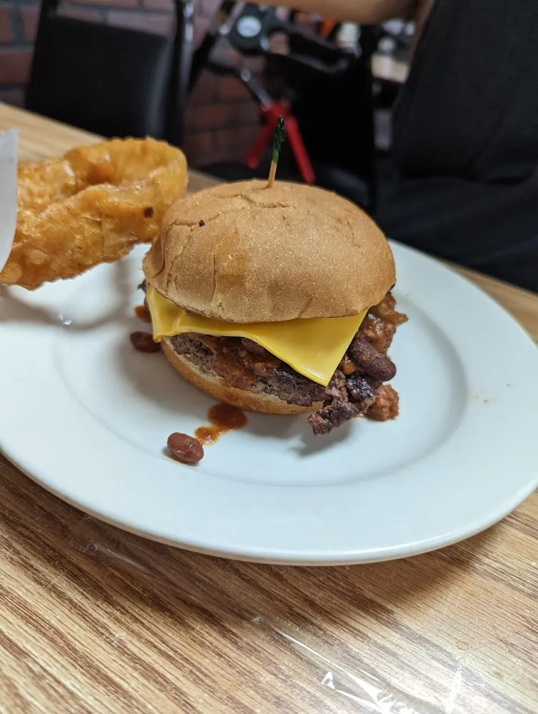 Chili Cheeseburger