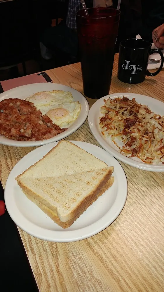 Corned Beef Hash Eggs and Toast